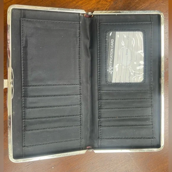 Wallet - Picture 2 of 6